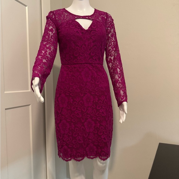 Manhasset Red Sheath Dress with Sleeves